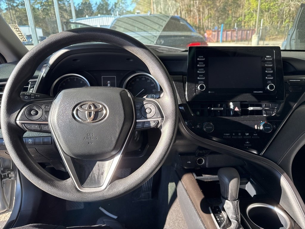 Used 2023 Toyota Camry LE image 6
