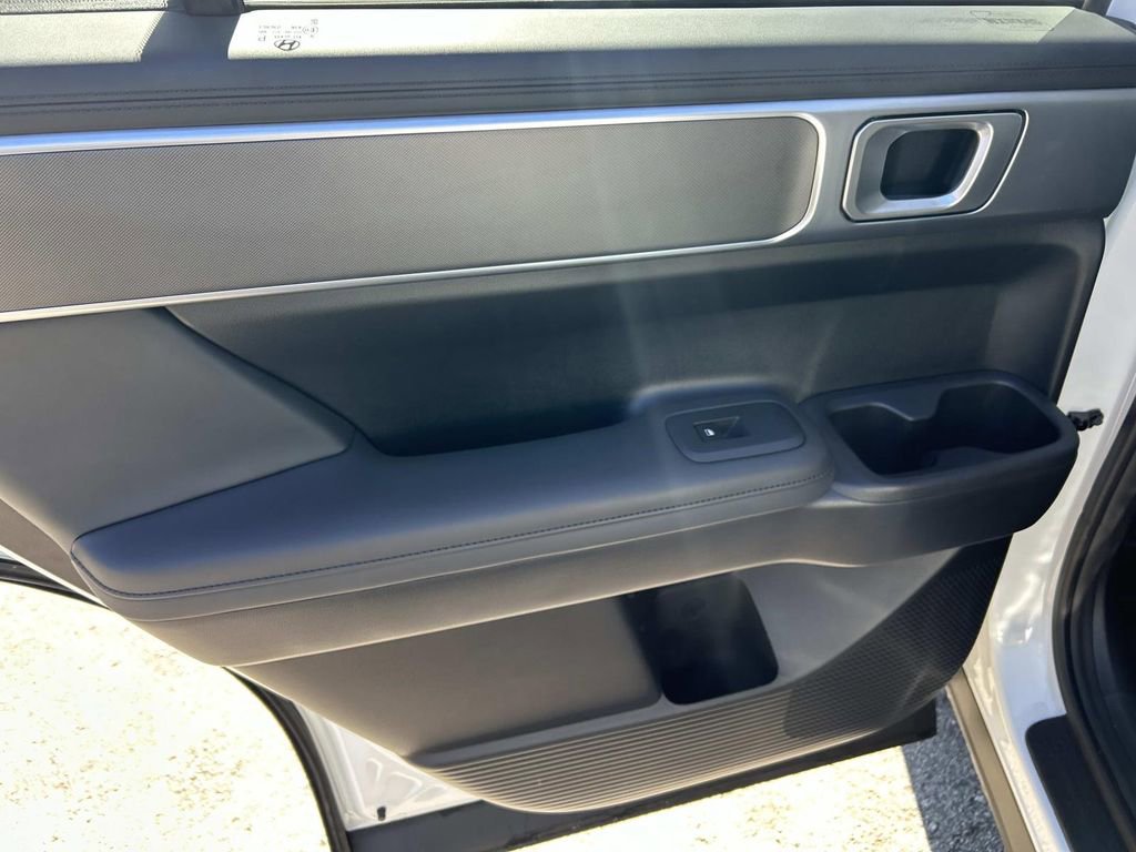 Used 2025 Hyundai Santa Fe SEL image 20