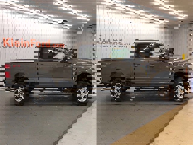 New 2026 Ford F250 4x4 Crew Cab Super Duty image 12