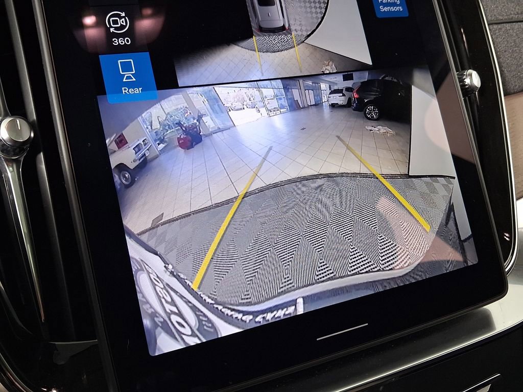 Used 2025 Volvo XC90 B6 Plus w/ Protection Package Premier AWD/4WD image 35