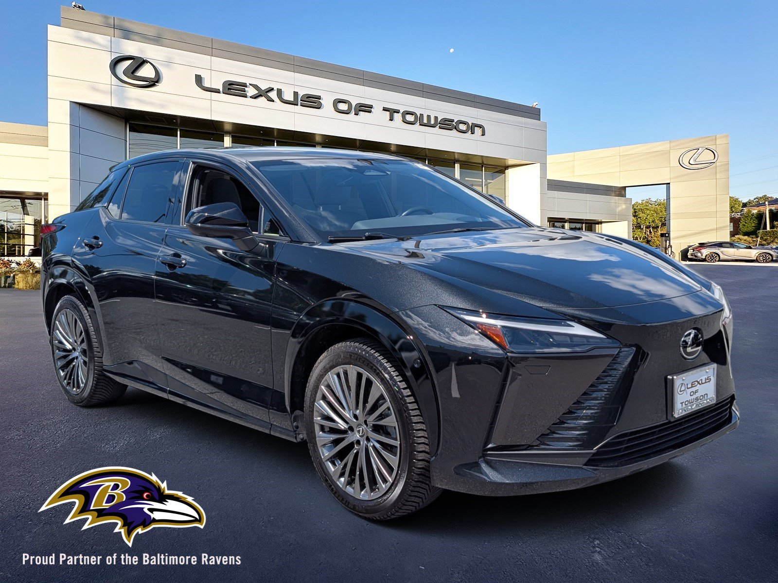 Certified 2023 Lexus RZ 450e Premium w/ Accessory Package (2T) AWD/4WD image 1