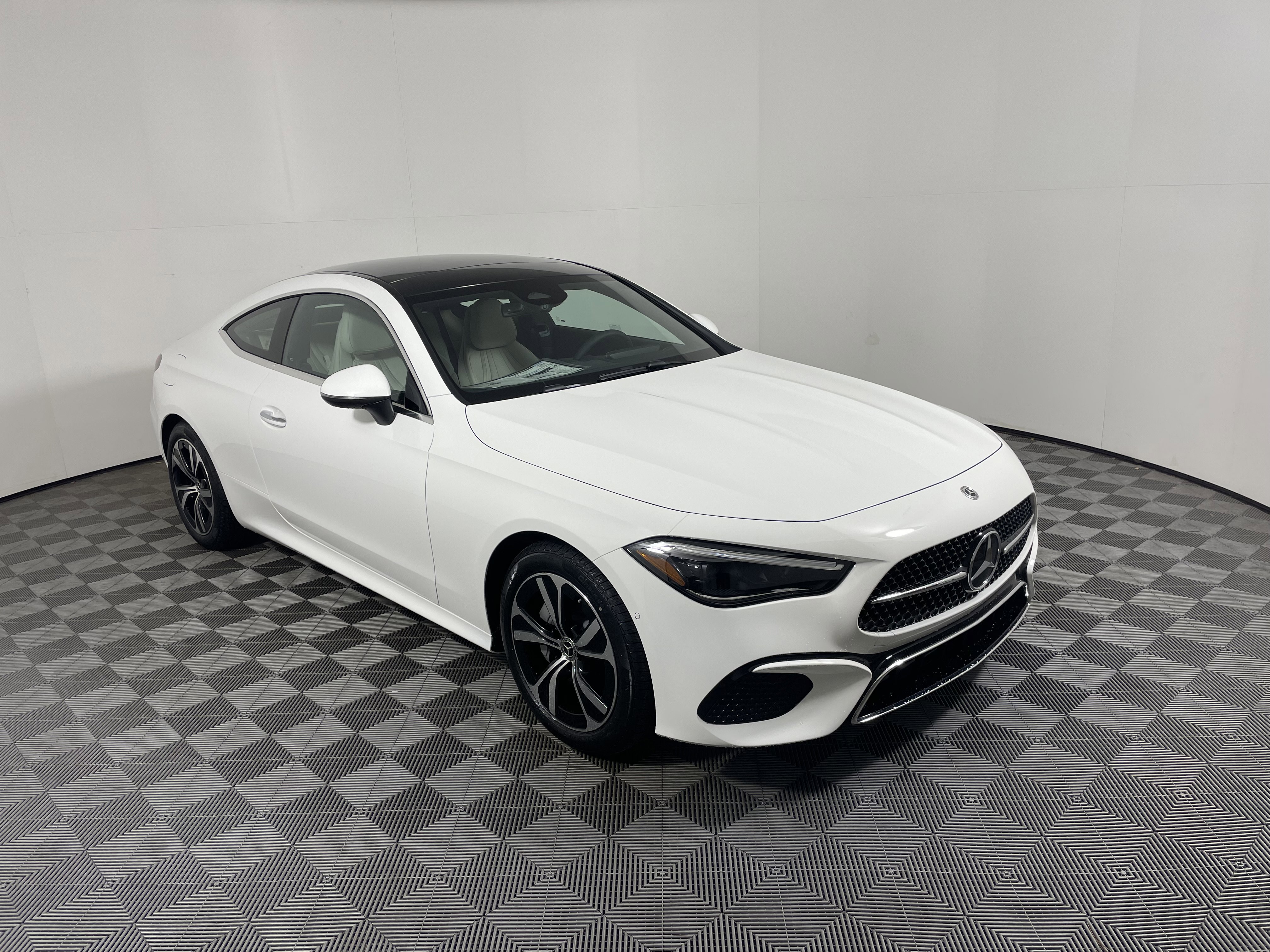 New 2026 Mercedes-Benz CLE 300 4MATIC Coupe image 7