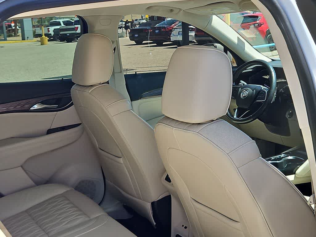 Used 2021 Buick Envision Avenir w/ Technology Package II AWD/4WD image 17