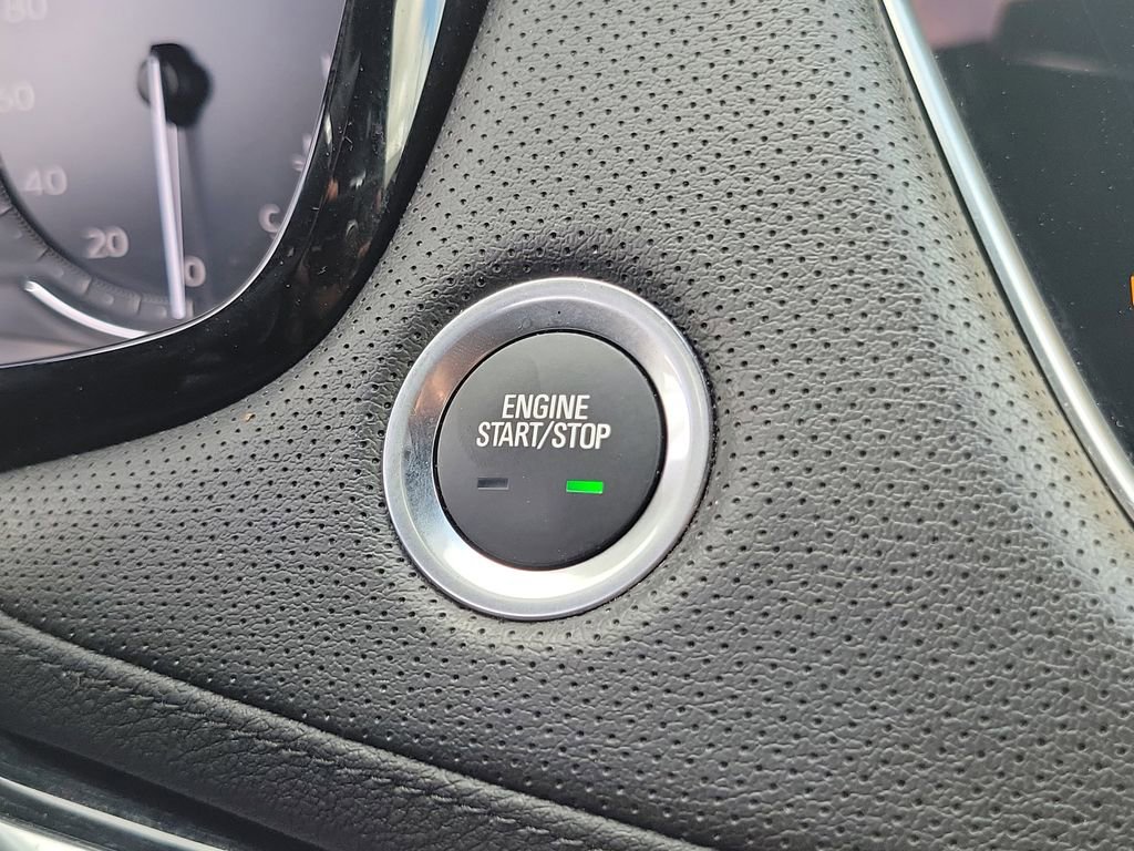 Used 2025 Cadillac XT5 Premium Luxury image 33