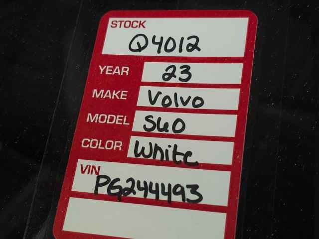 Certified 2023 Volvo S60 B5 Plus w/ Climate Package image 33