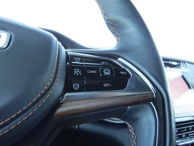 Used 2022 Jeep Grand Cherokee Summit w/ Luxury Tech Group V AWD/4WD image 19