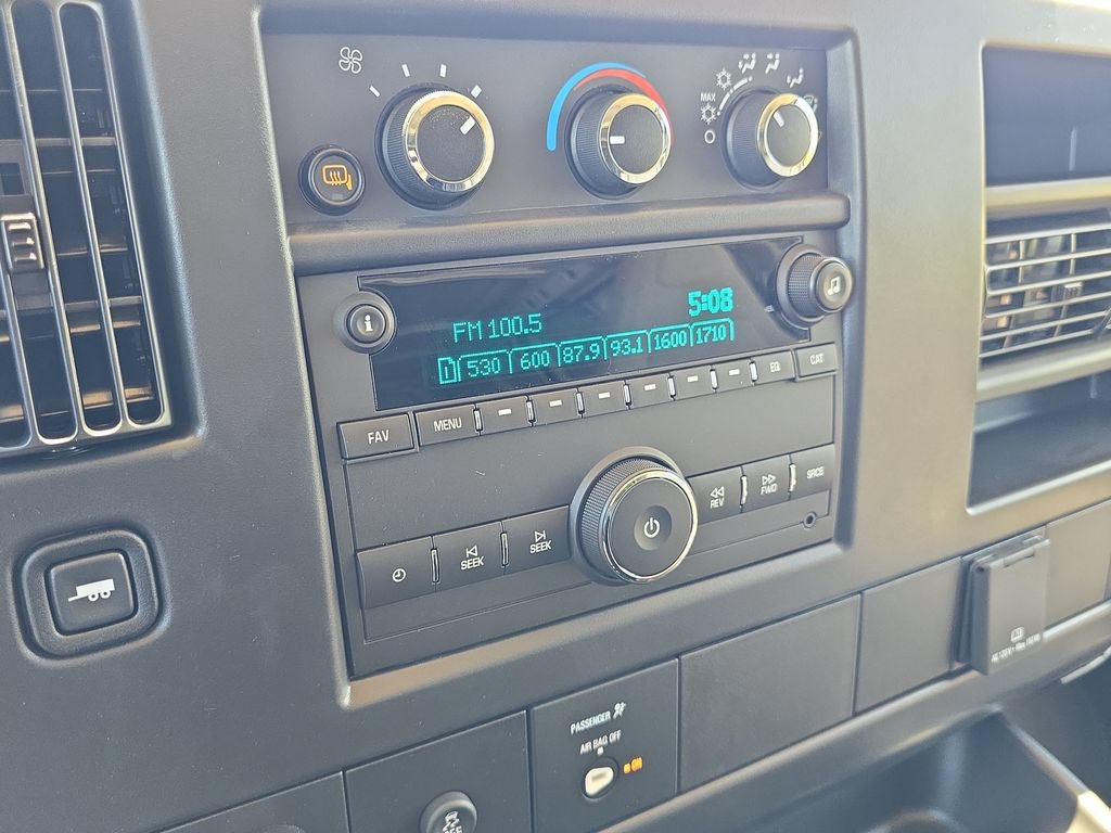 New 2026 GMC Savana 2500 w/ Driver Convenience Package RWD image 21