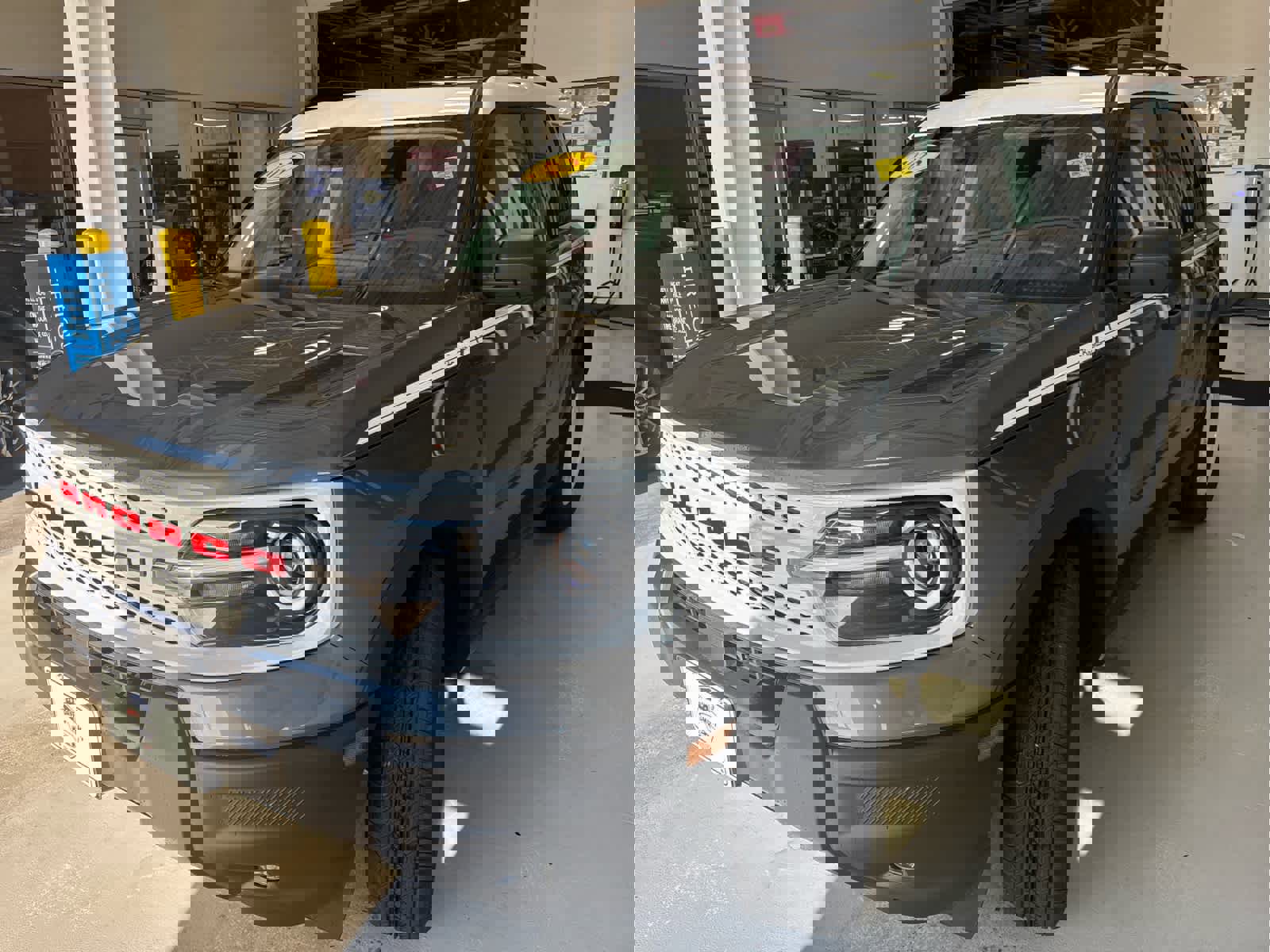 Used 2025 Ford Bronco Sport Heritage w/ Convenience Package image 4