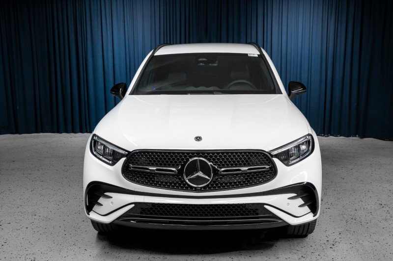 New 2026 Mercedes-Benz GLC 300 image 2