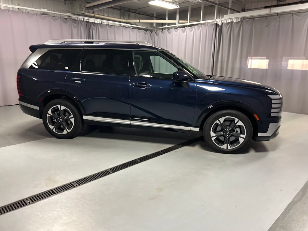 Used 2026 Hyundai Palisade Limited AWD/4WD image 8