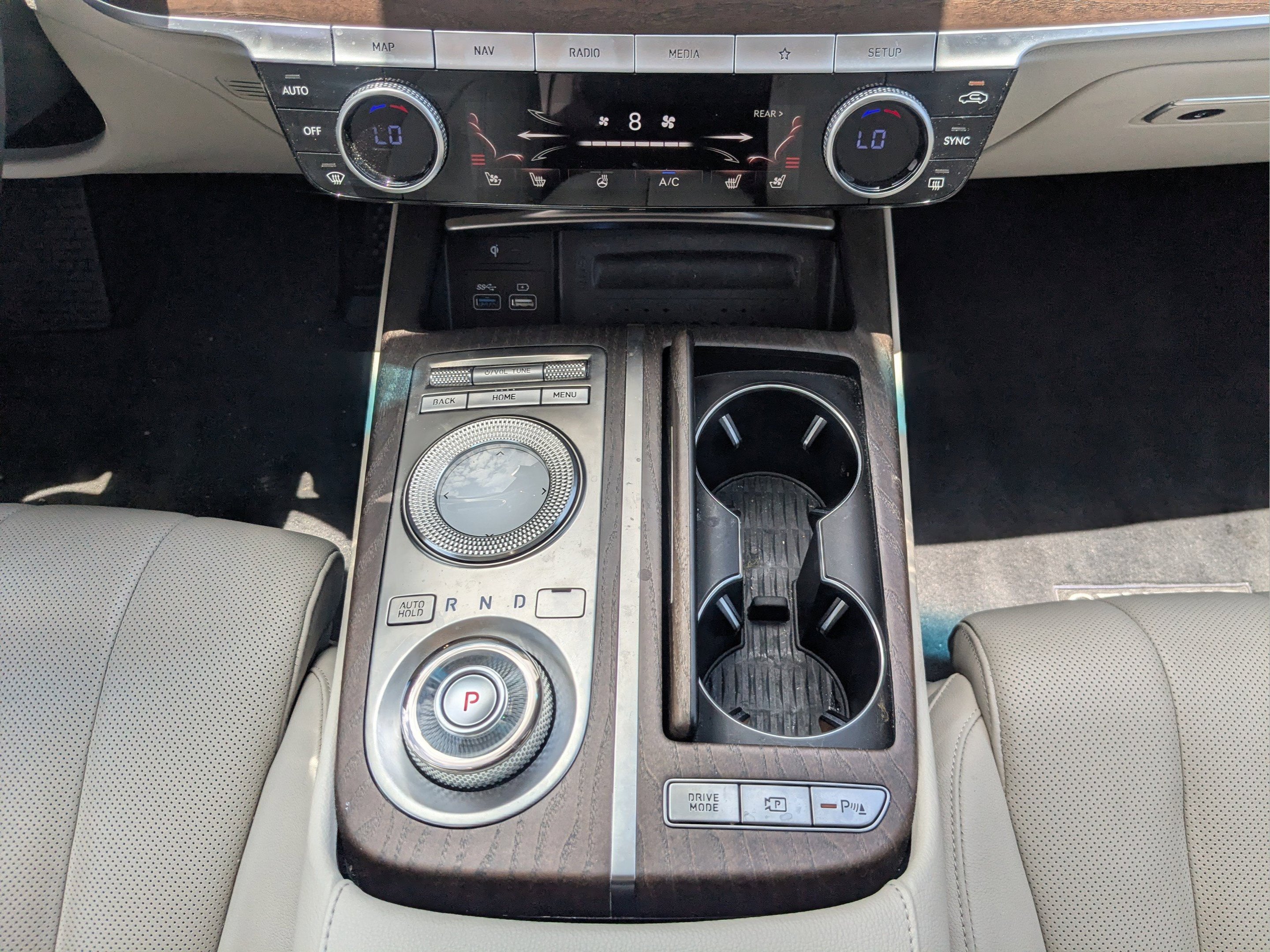 Used 2022 Genesis G80 2.5T w/ Prestige Package RWD image 15