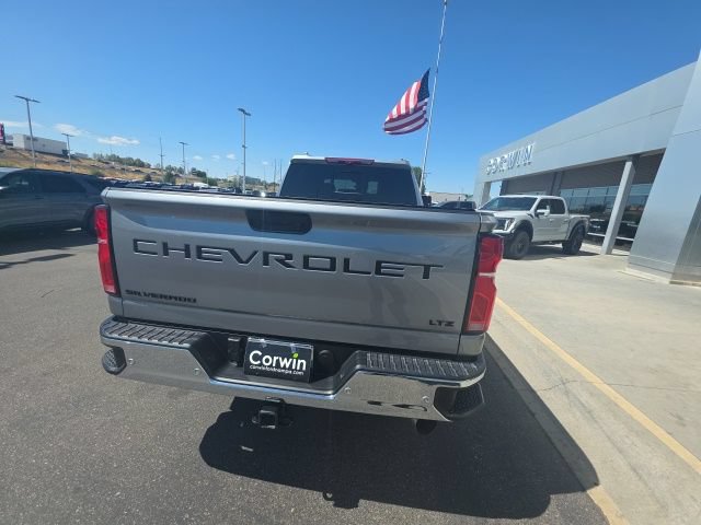 Used 2025 Chevrolet Silverado 3500 LTZ w/ LTZ Plus Package AWD/4WD image 23