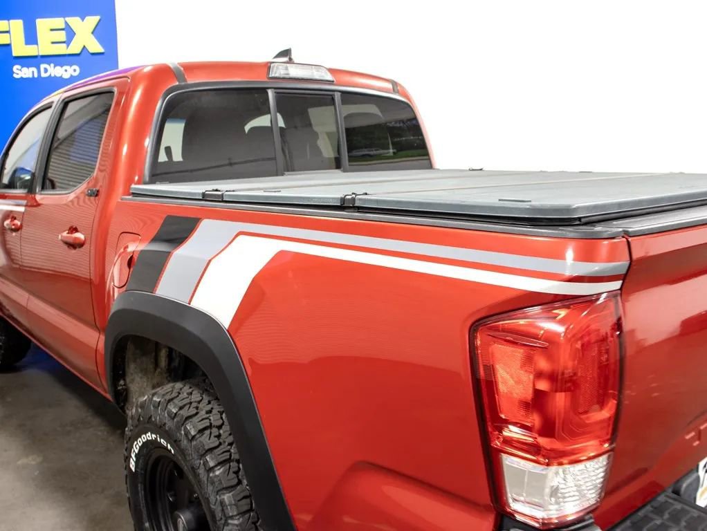 Used 2017 Toyota Tacoma SR5 image 18