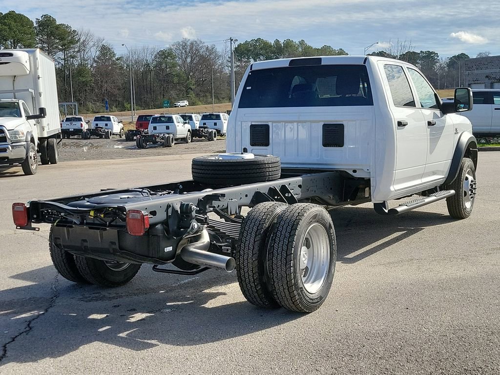 New 2026 RAM 5500 Tradesman w/ Chrome Appearance Group image 3