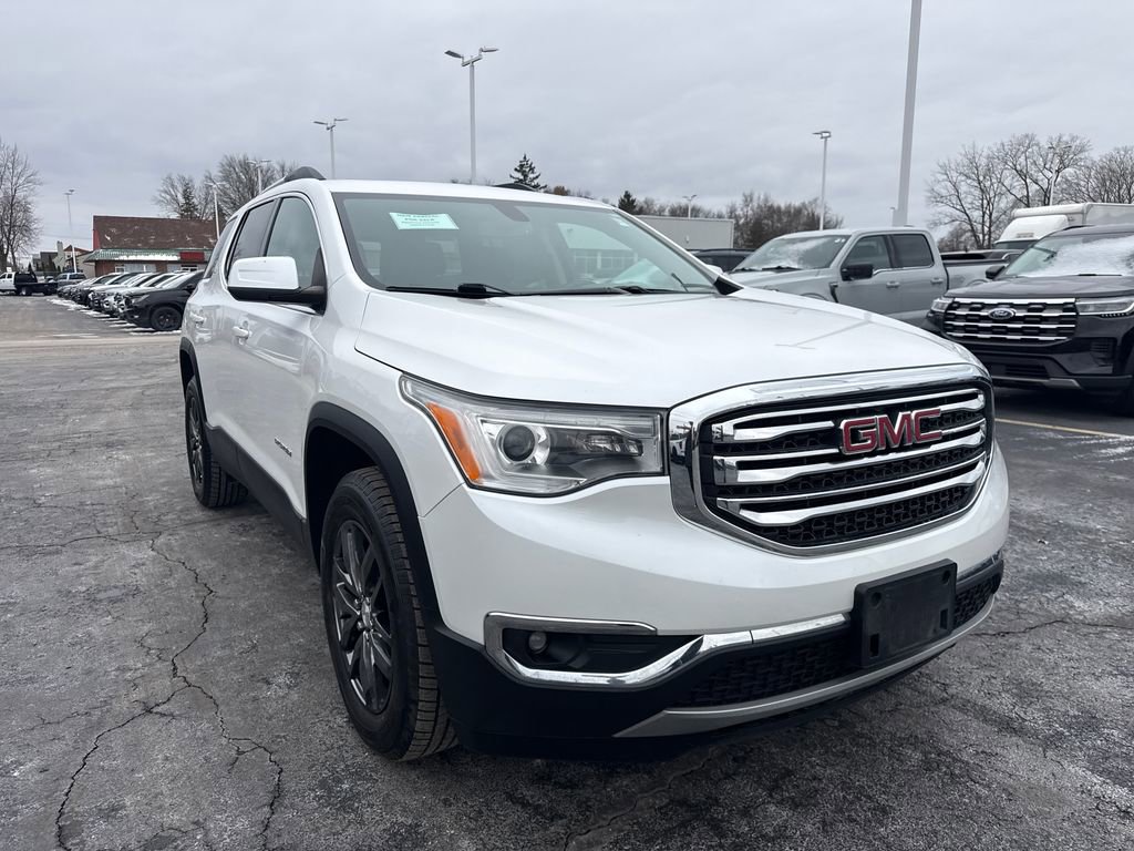 Used 2017 GMC Acadia SLT image 4