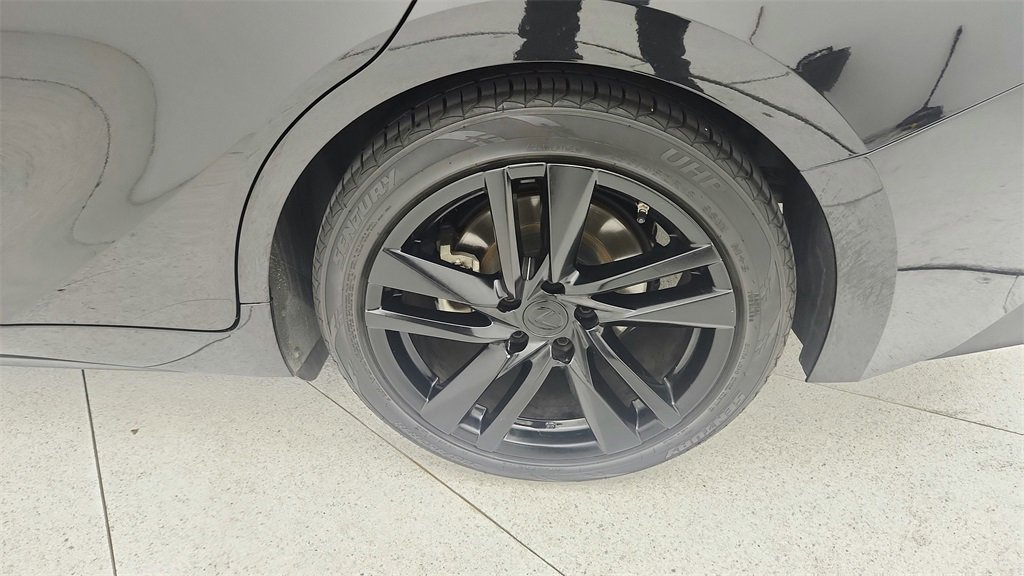 Used 2021 Lexus IS 300 w/ Accessory Package 2 image 29