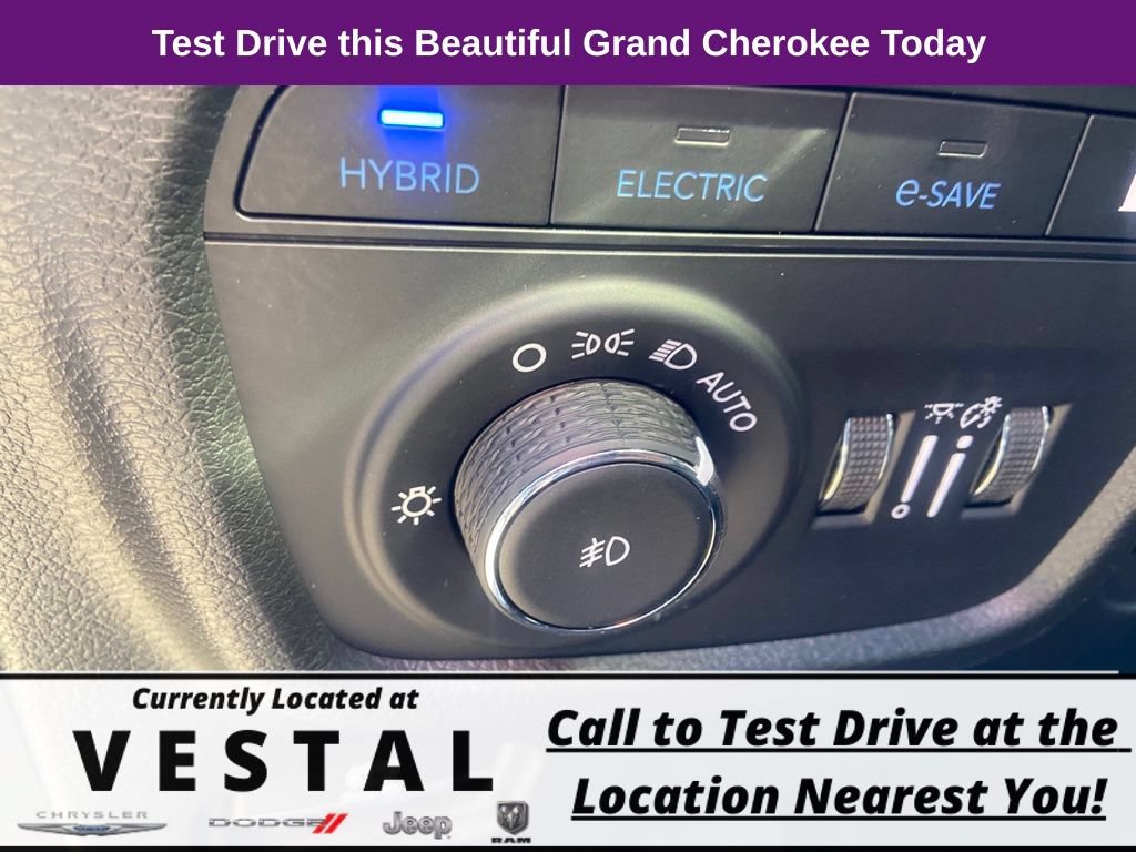 New 2023 Jeep Grand Cherokee Overland AWD/4WD image 21