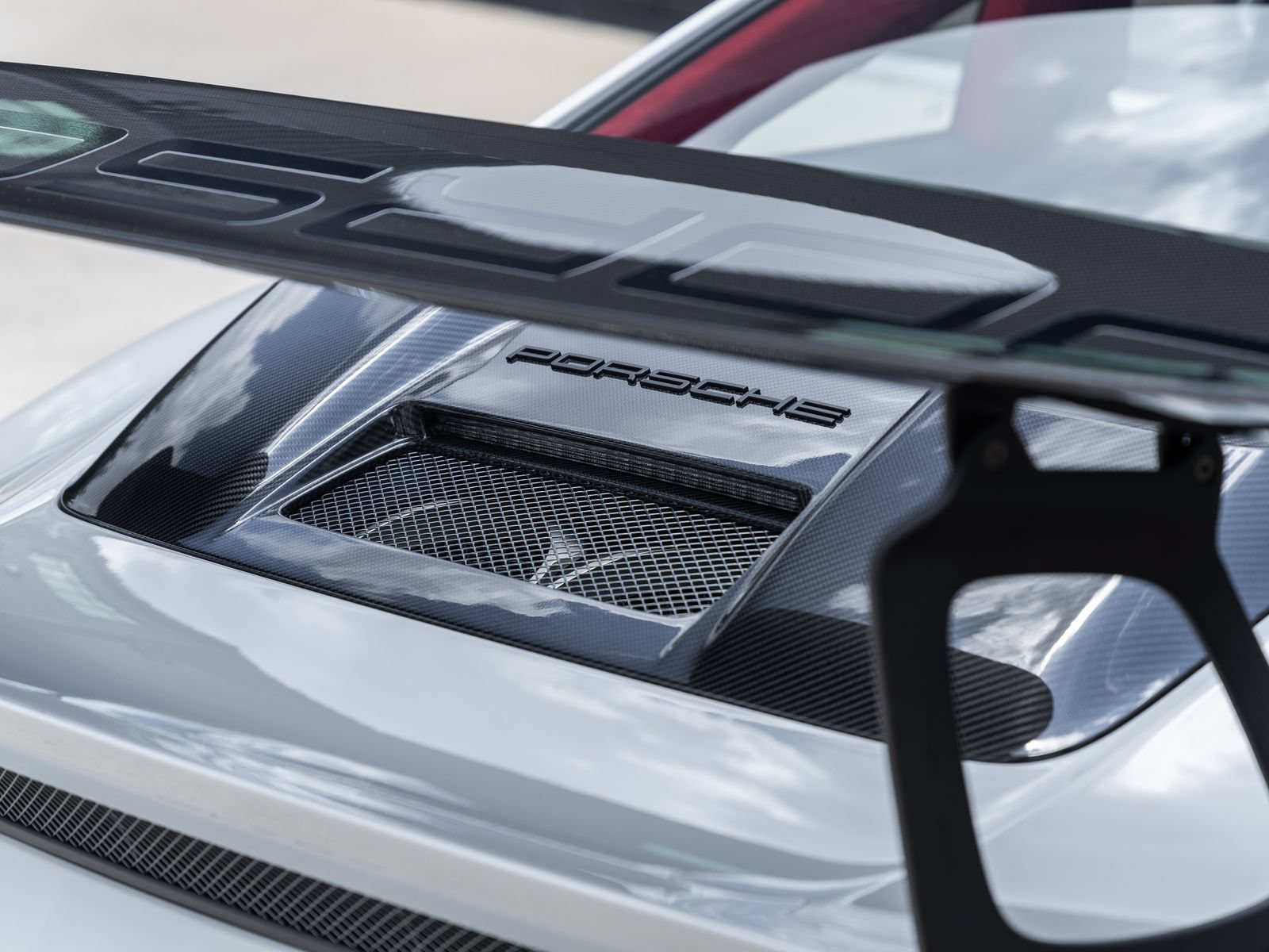 Certified 2019 Porsche 911 GT2 RS RWD image 21