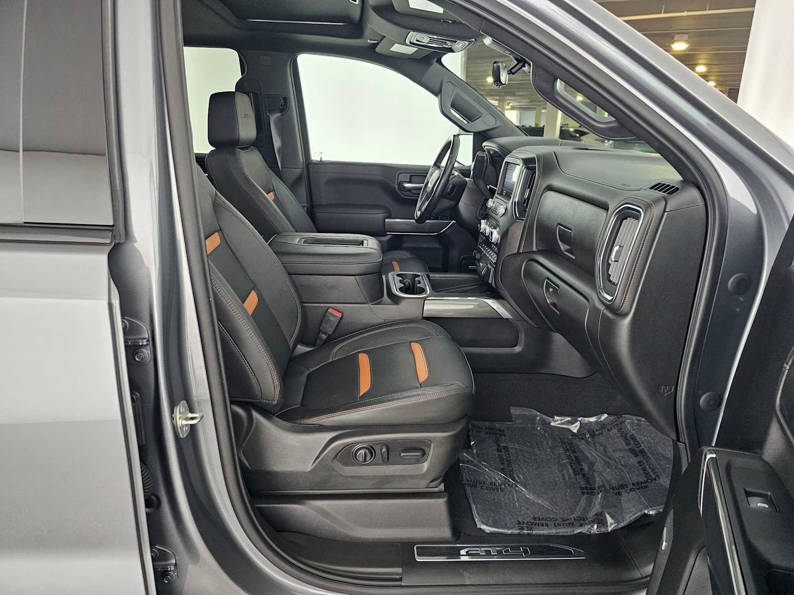 Used 2022 GMC Sierra 1500 AT4 w/ AT4 Premium Package image 10