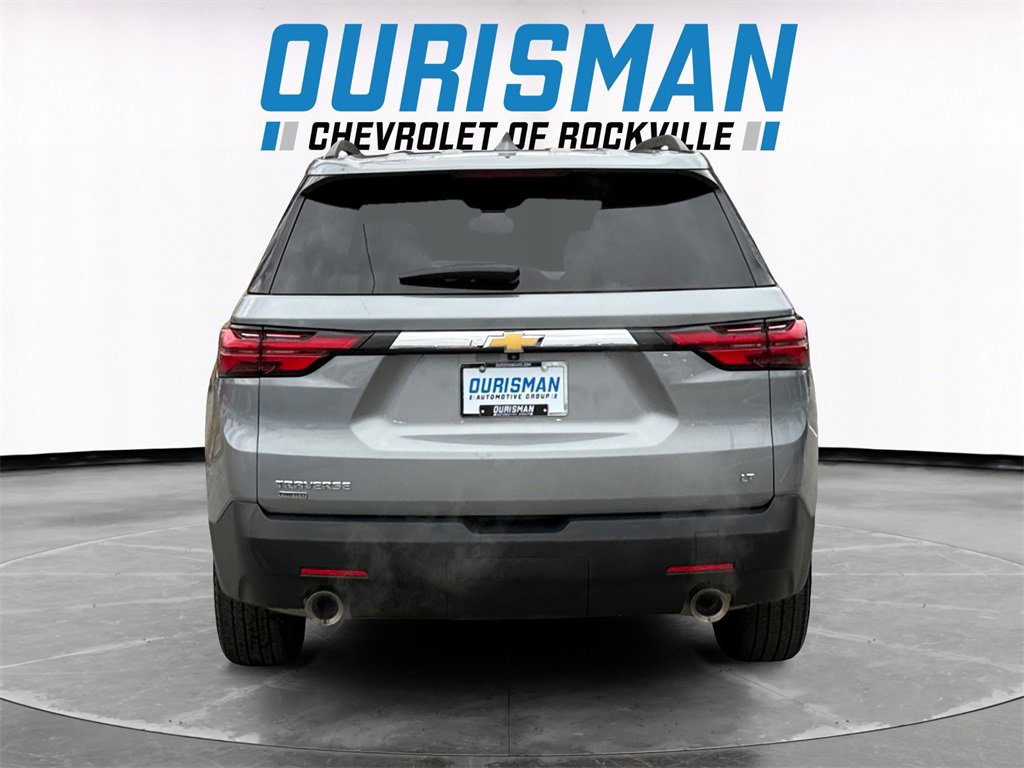 Used 2024 Chevrolet Traverse LT image 5