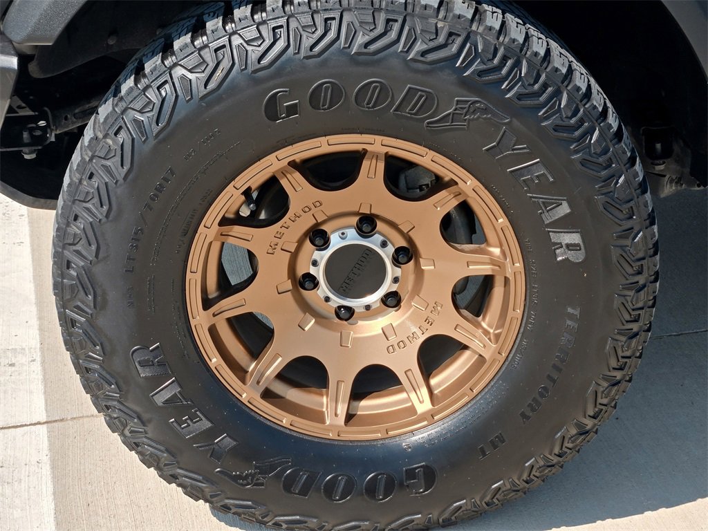 Used 2022 Ford Bronco Wildtrak image 9