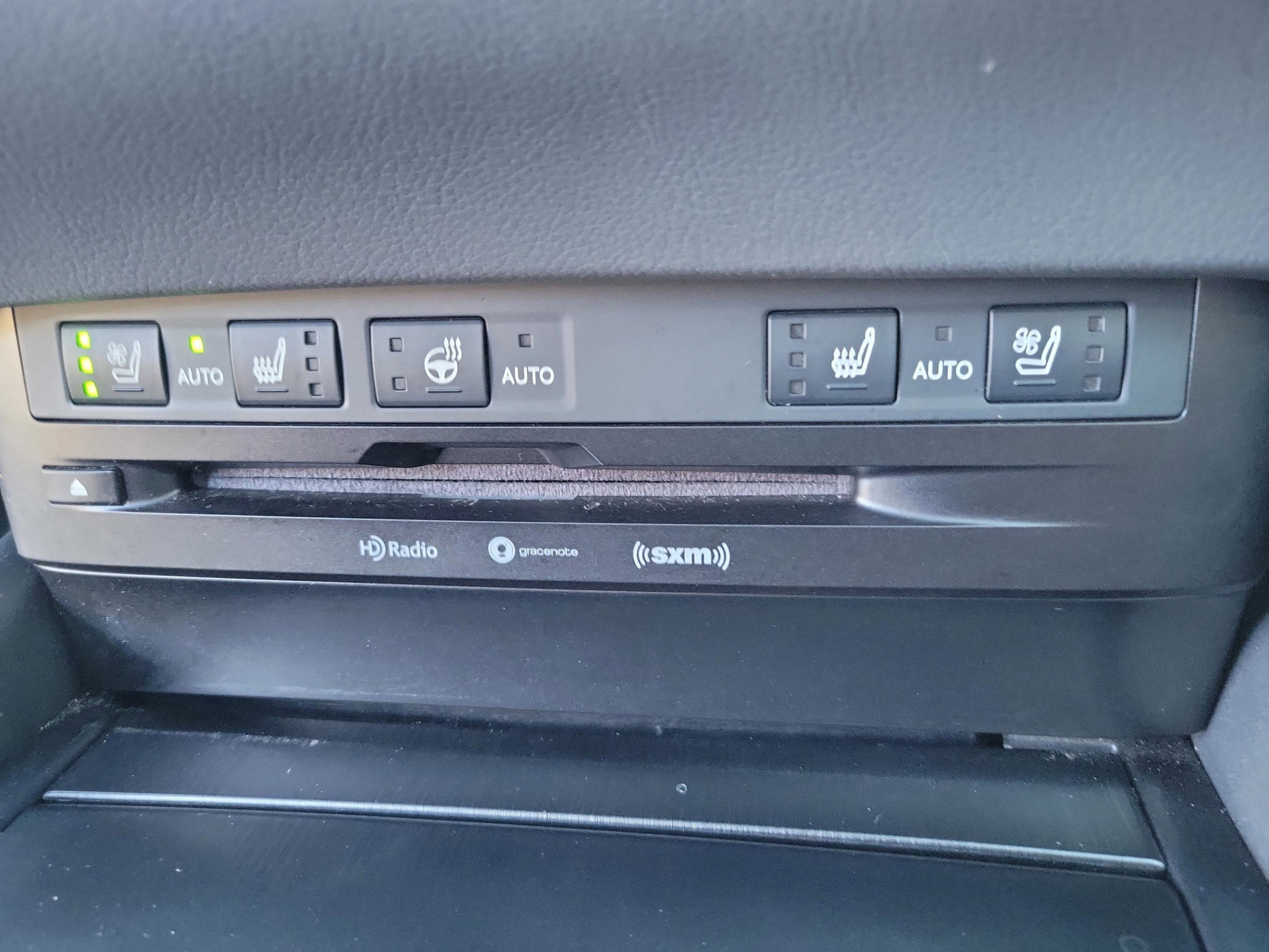 Used 2022 Lexus ES 350 w/ Premium Package image 17