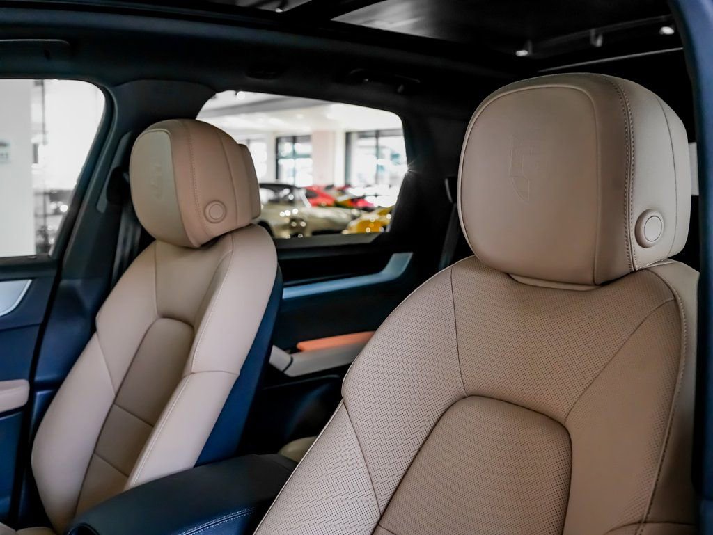 New 2026 Porsche Cayenne AWD/4WD image 16