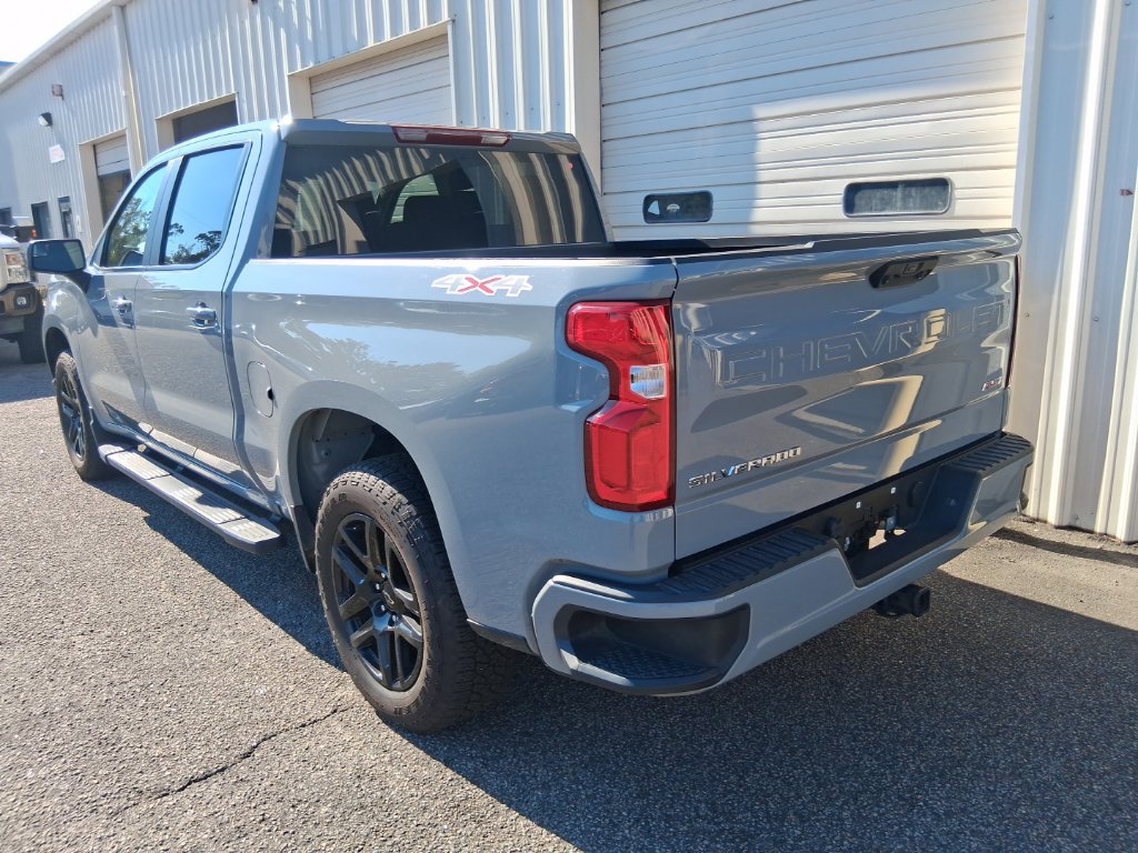 Used 2025 Chevrolet Silverado 1500 RST AWD/4WD image 7