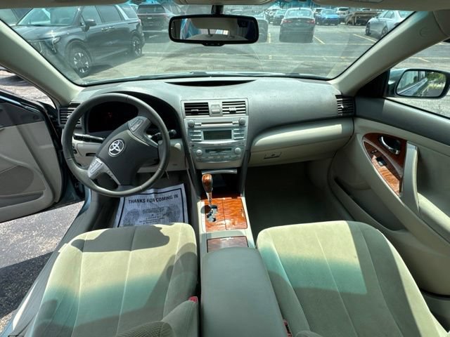 Used 2009 Toyota Camry XLE FWD image 12