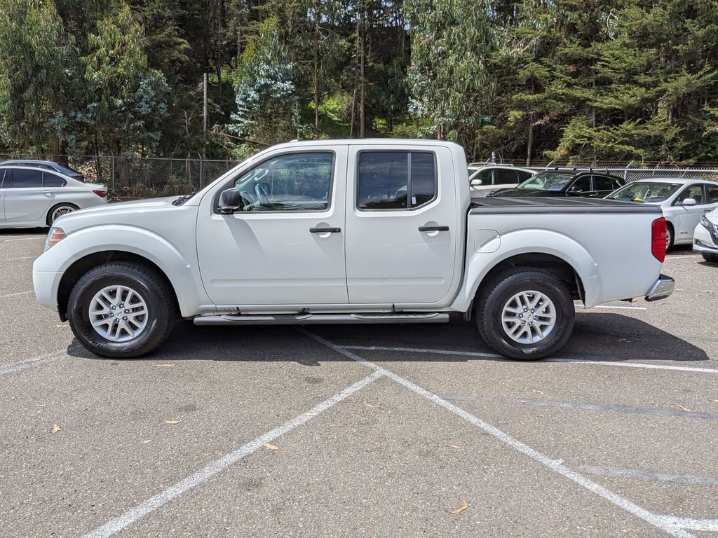 Used 2016 Nissan Frontier SV w/ SV Value Truck Package AWD/4WD image 8