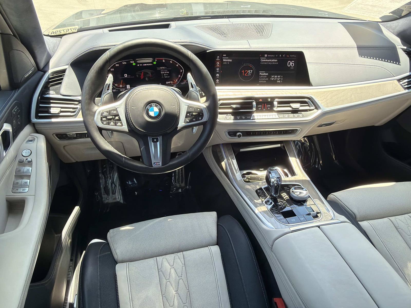 Used 2021 BMW X7 M50i AWD/4WD image 7