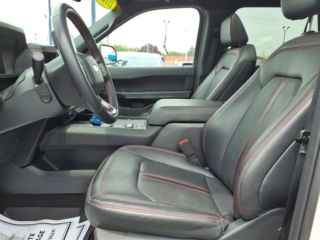 Used 2023 Ford Expedition Limited AWD/4WD image 17
