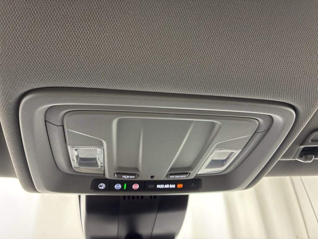 Used 2024 GMC Sierra 1500 Elevation image 17