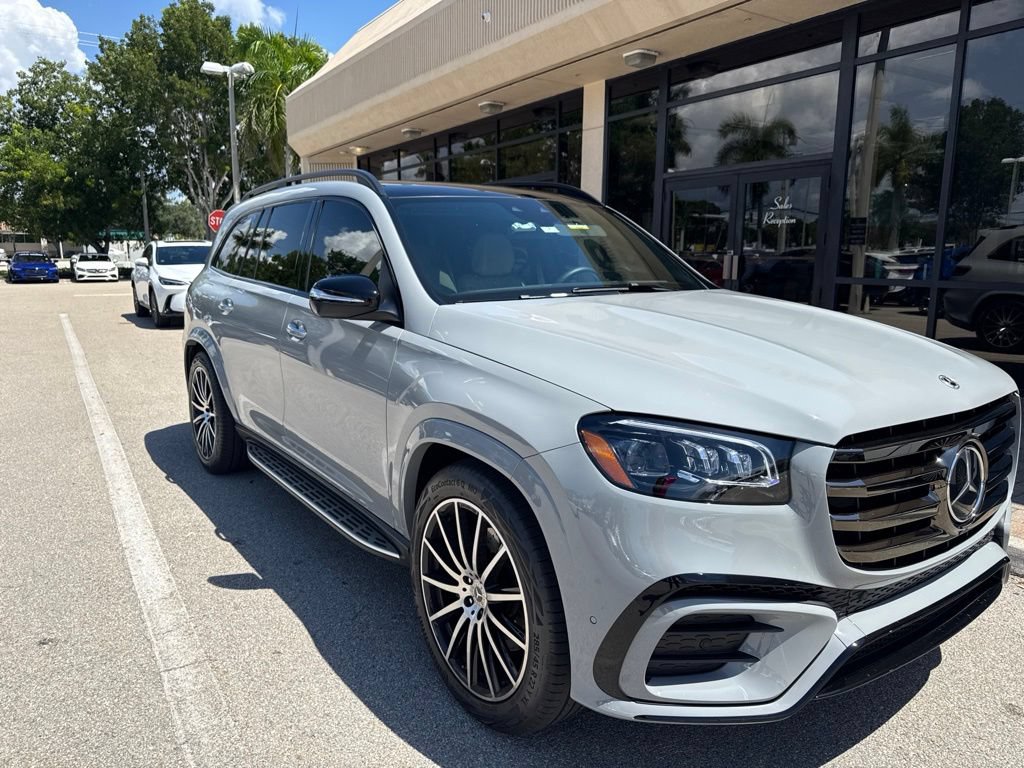 Used 2025 Mercedes-Benz GLS 450 4MATIC