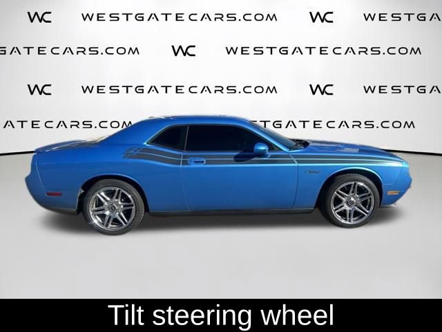 Used 2010 Dodge Challenger R/T image 24