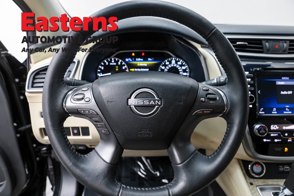 Used 2023 Nissan Murano SV image 10