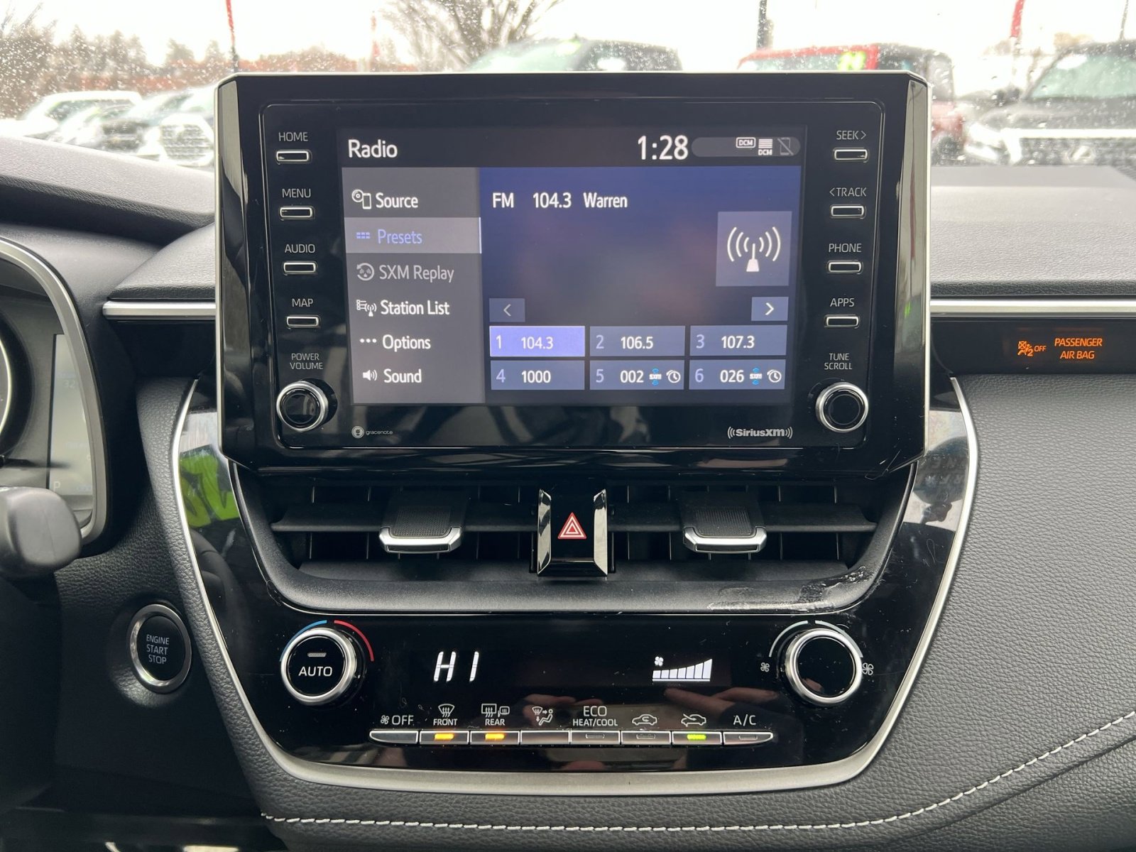 Used 2020 Toyota Corolla SE image 17