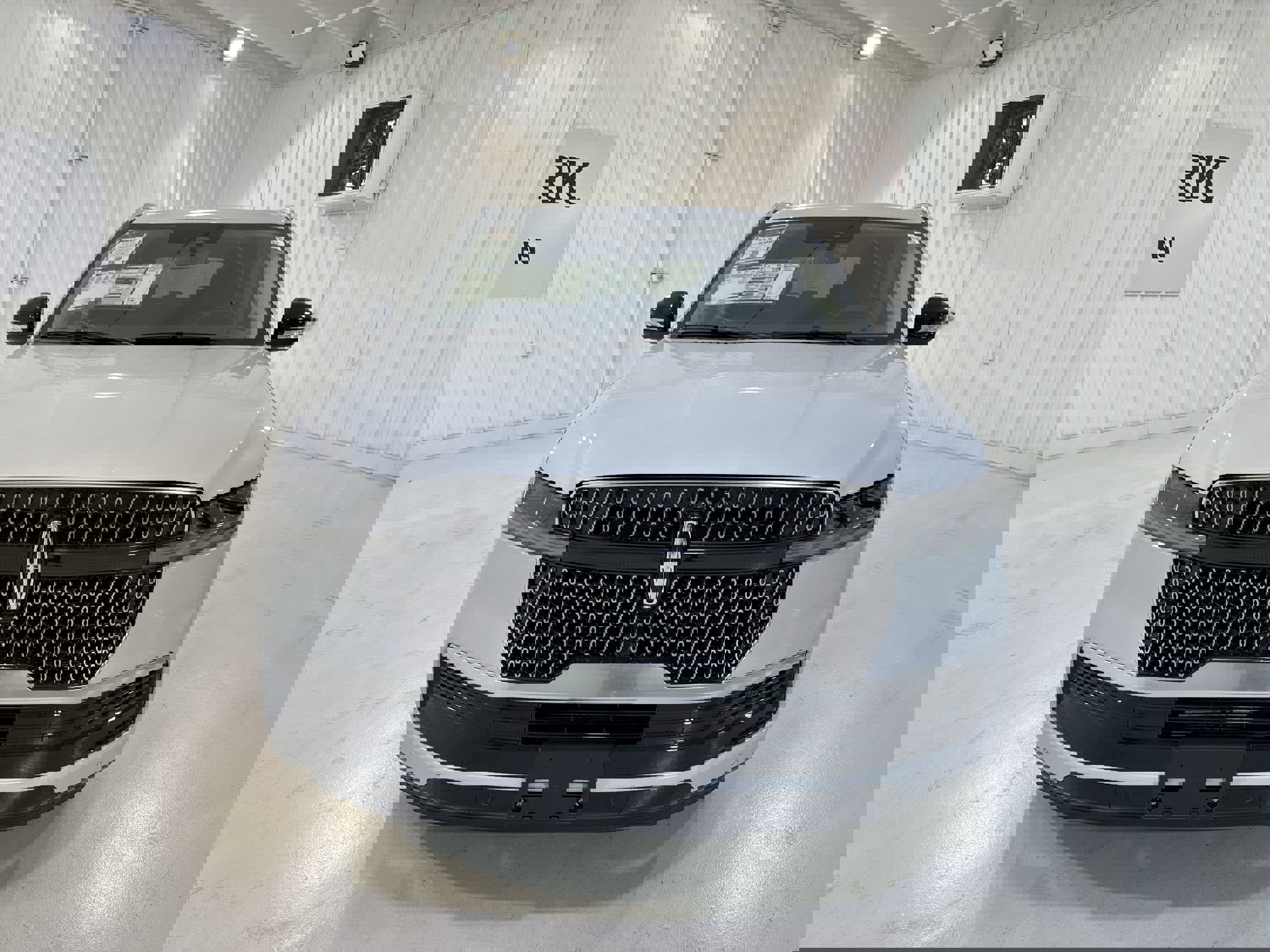 New 2026 Lincoln Navigator Premiere image 33