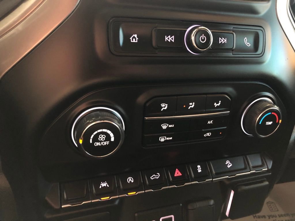 Used 2024 Chevrolet Silverado 1500 Custom Trail Boss w/ Turbomax Blackout Package image 16