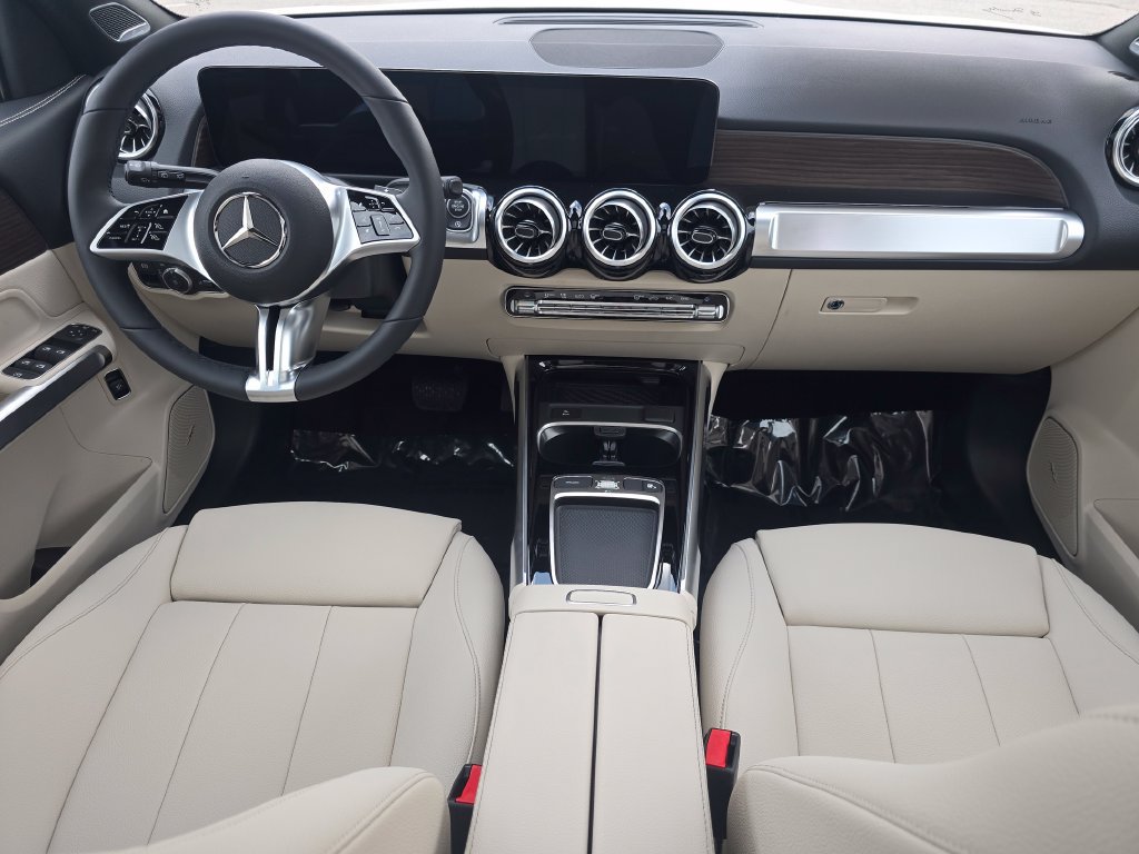 New 2026 Mercedes-Benz GLB 250 4MATIC image 20