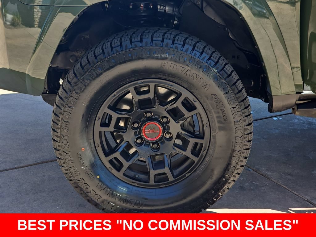 Used 2022 Toyota 4Runner TRD Off-Road Premium w/ TRD Black Wheel Package (TMS) AWD/4WD image 35