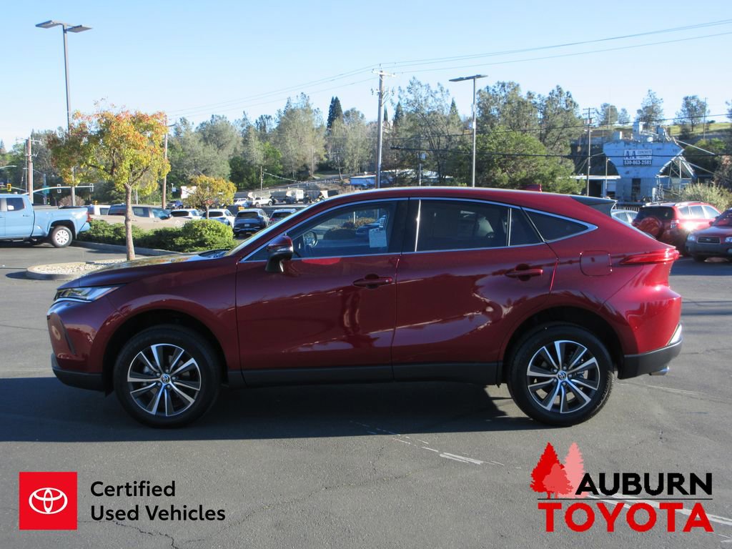 Certified 2024 Toyota Venza LE image 9