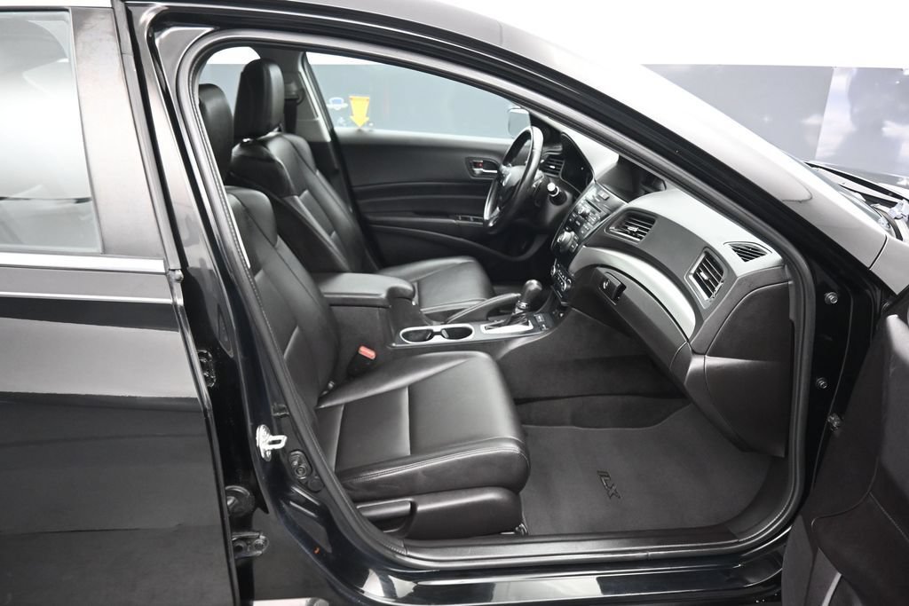 Used 2018 Acura ILX FWD image 41