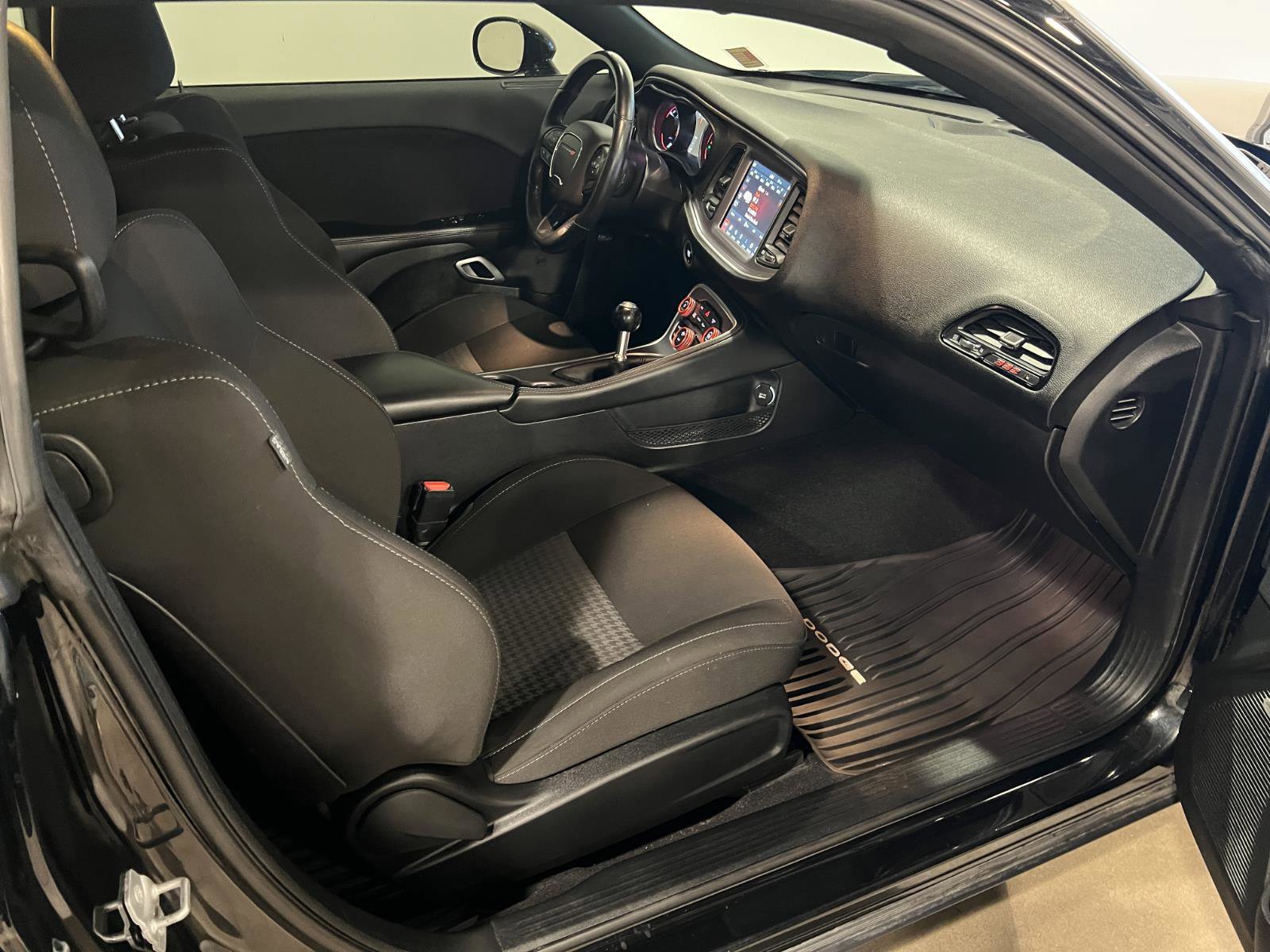 Used 2021 Dodge Challenger R/T Scat Pack image 31