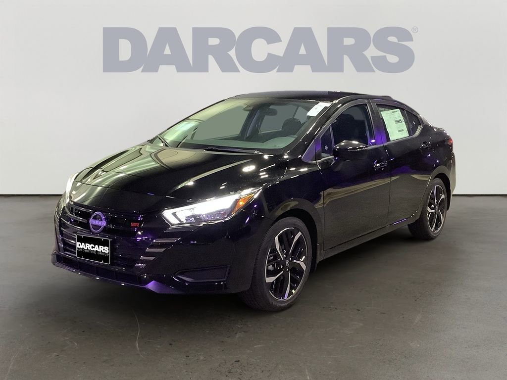 New 2025 Nissan Versa SR w/ Trunk Package image 3