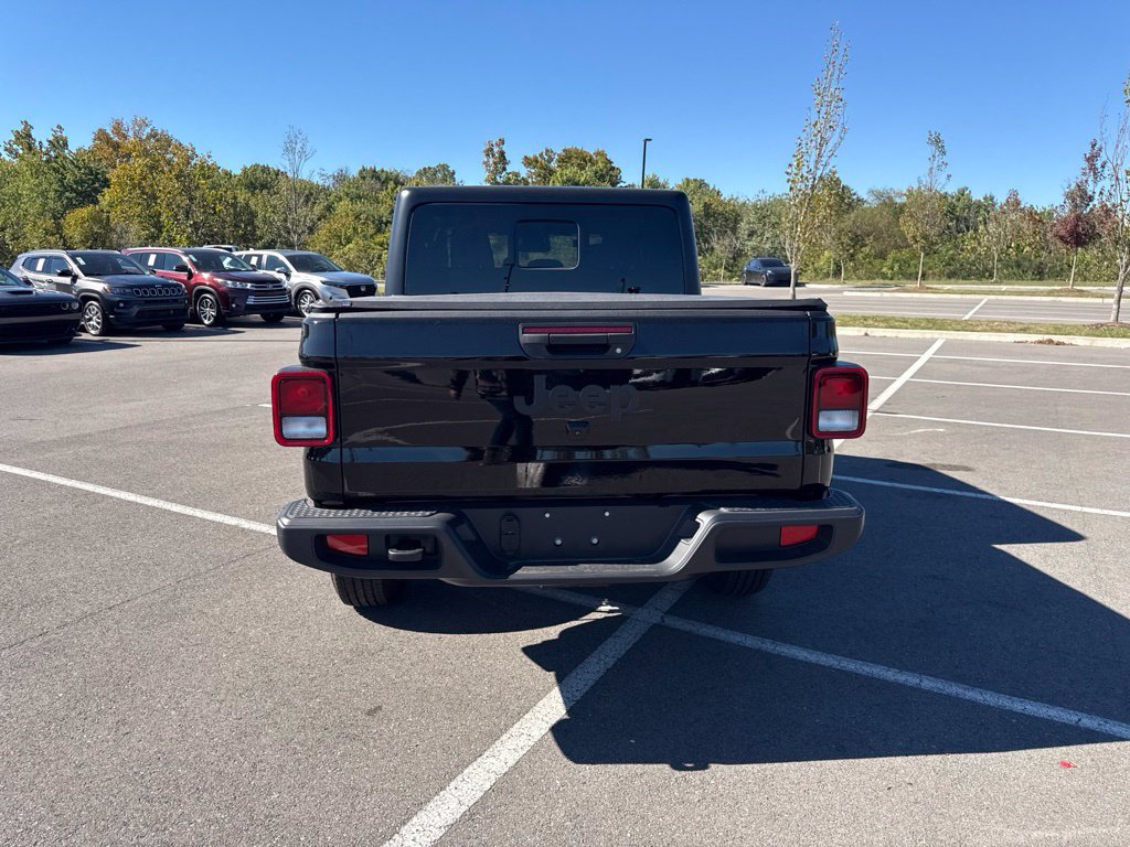 New 2026 Jeep Gladiator Sport w/ Dual Top Group AWD/4WD image 6