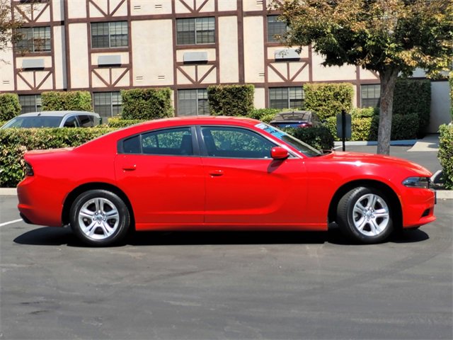 Used 2022 Dodge Charger SXT image 4
