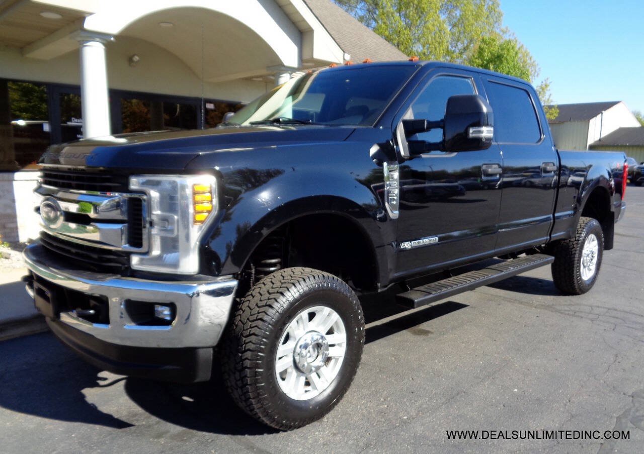 Used 2018 Ford F350 XLT w/ XLT Value Package AWD/4WD image 1