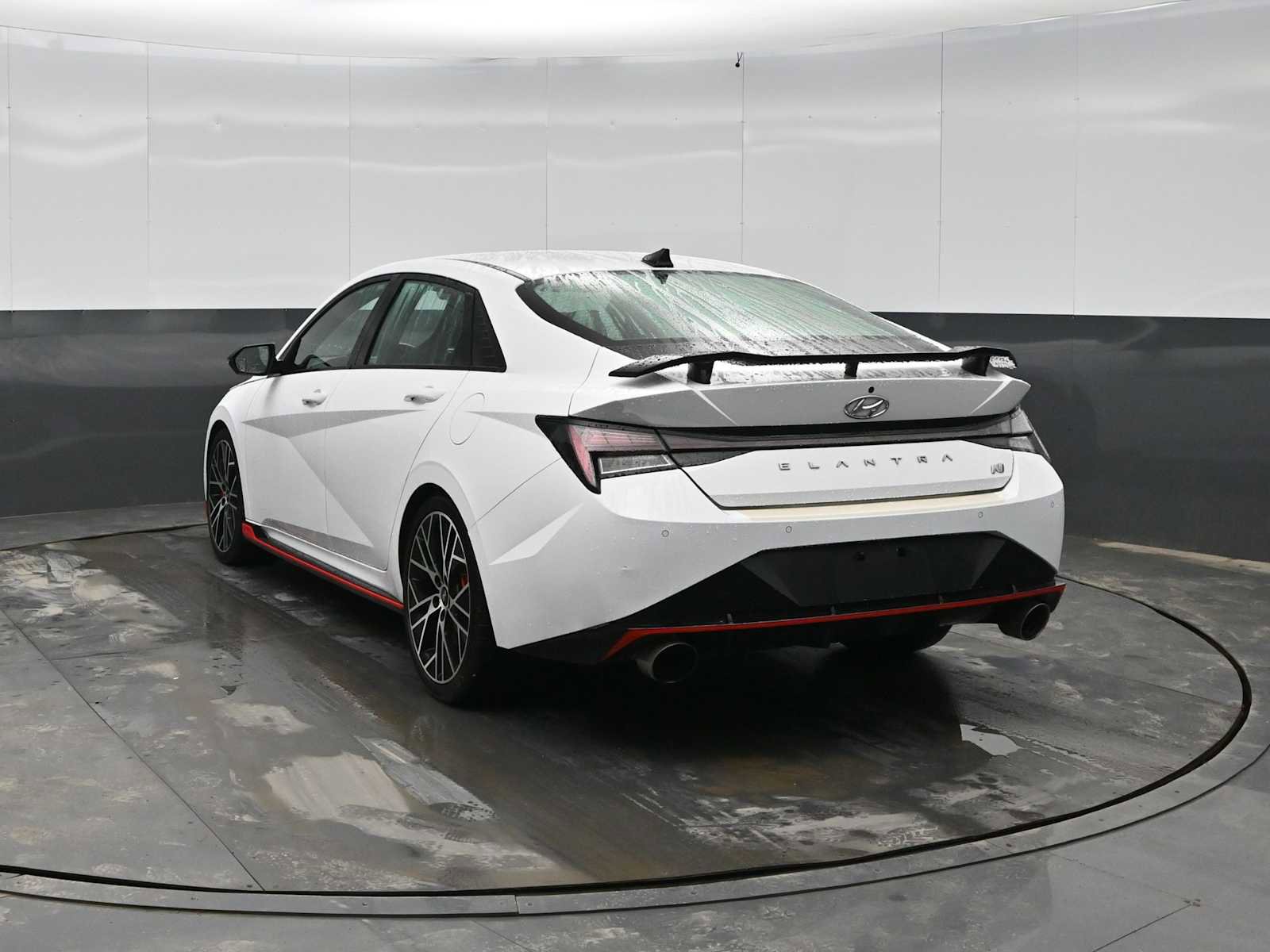 Used 2022 Hyundai Elantra N image 6