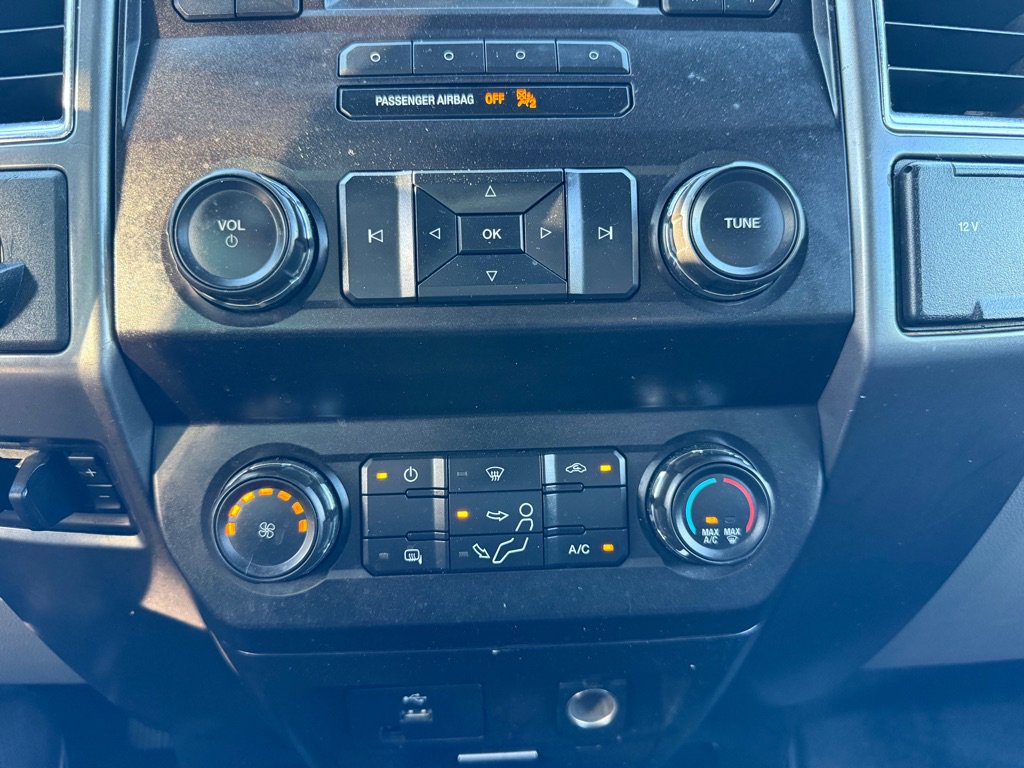 Used 2017 Ford F250 XLT AWD/4WD image 27